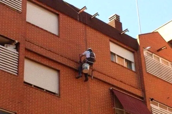 Reparación de fachadas en Pamplona